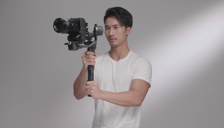 https://www.karacasulu.com/wp-content/uploads/2021/06/camera-gimbal-using-scenario.jpg